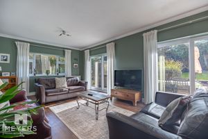 Photo 25- click for photo gallery